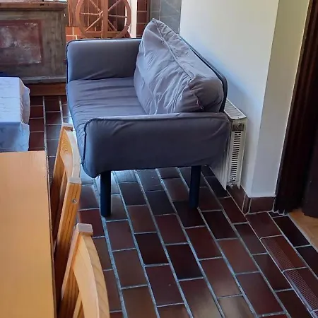 Apartamento Bezenica Dobrova